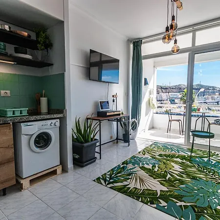 Your Happy Place Private Parking